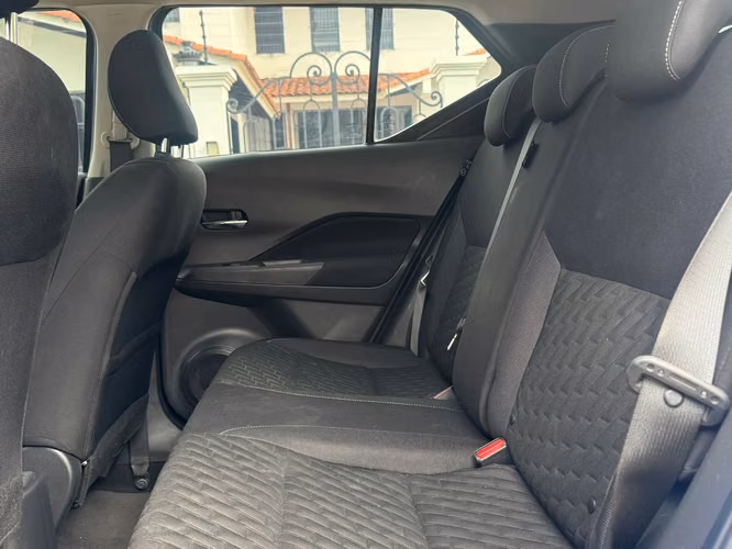 NISSAN KICKS 2023 - Imagen 8