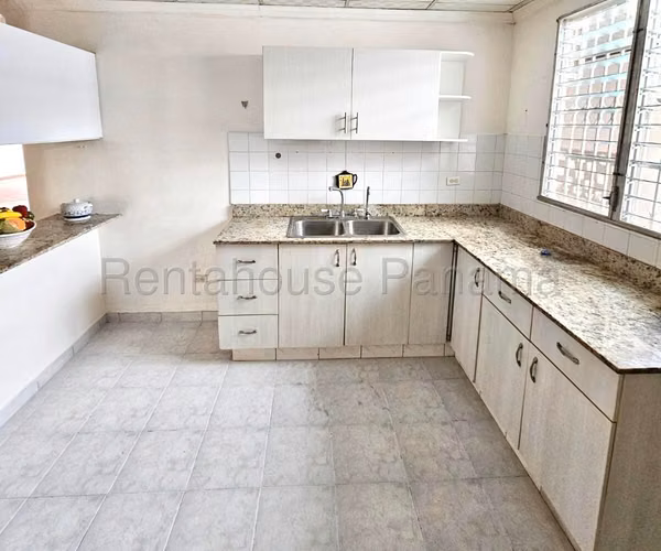 Venta de Casa en Villa Lucre 264 Mts PD - Imagen 4