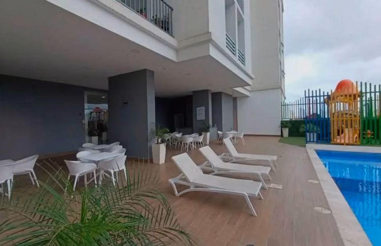 Se alquila apartamento en la 12 de Octubre