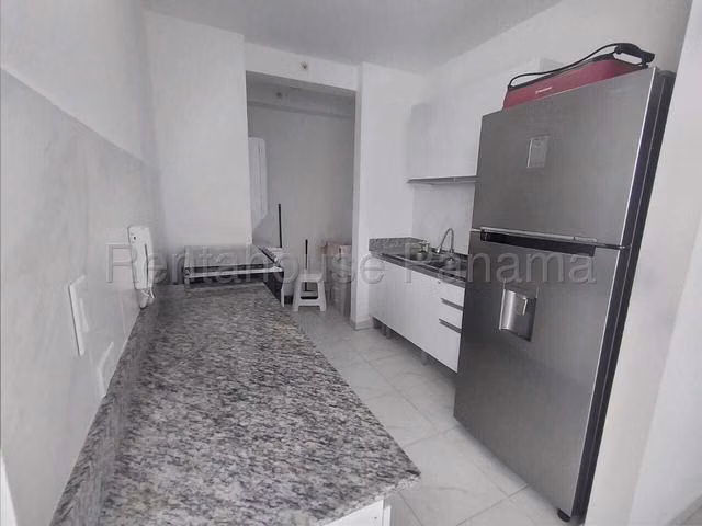 ALQUILER DE APARTAMENTO EN RIO ABAJO - Imagen 7