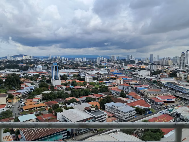 EDISON PARK - VIVENDI TOWERS - 3 RECAMARAS + BALCON + PISO ALTO - Imagen 2