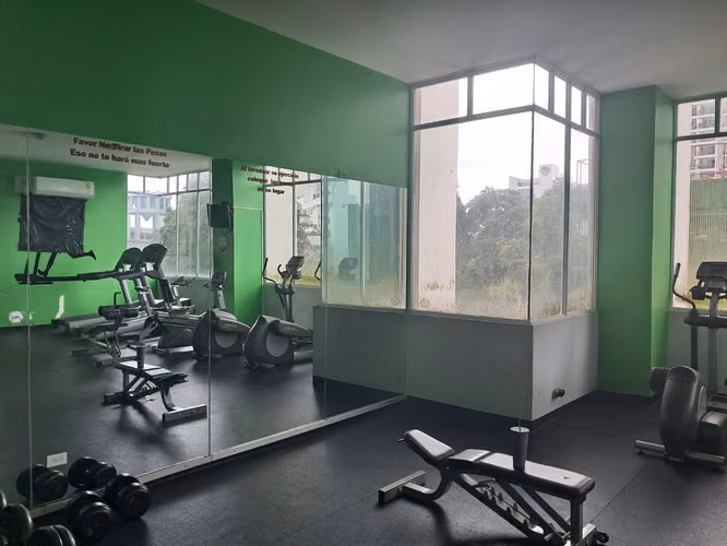 EDISON PARK - VIVENDI TOWERS - 3 RECAMARAS + BALCON + PISO ALTO - Imagen 16