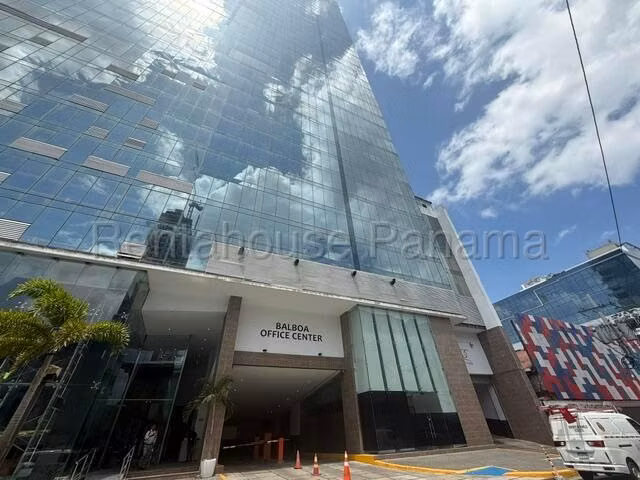 Oficina En Alquiler En Avenida Balboa YM