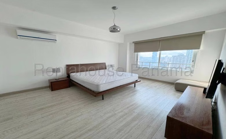 Se alquila apartamento amoblado en Ave. Balboa - Imagen 13