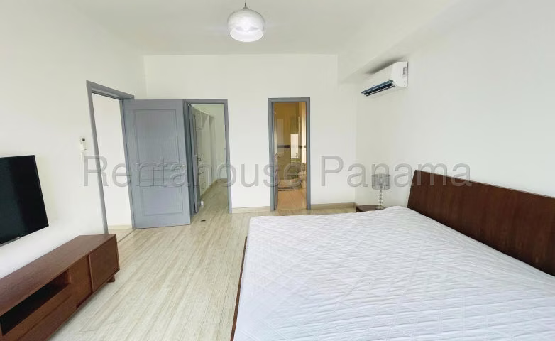 Se alquila apartamento amoblado en Ave. Balboa - Imagen 16