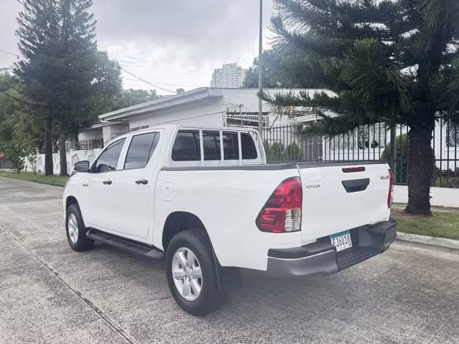 Toyota Hilux 2025 - Imagen 6
