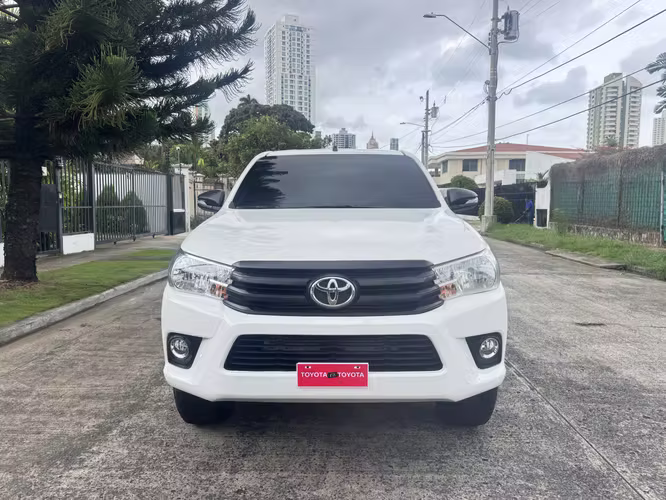 Toyota Hilux 2025 - Imagen 2