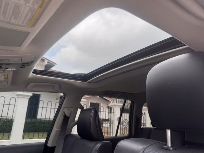 Toyota Land Cruiser Prado 2022 FULL - Imagen 12