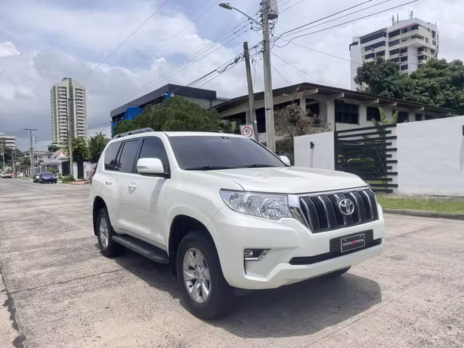 Toyota Land Cruiser Prado 2022 FULL - Imagen 3