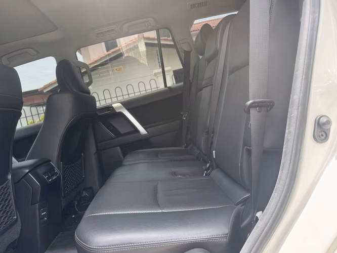 Toyota Land Cruiser Prado 2022 FULL - Imagen 7