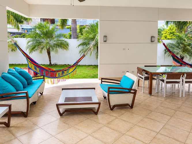 CASA EN COSTA DEL ESTE CON PISCINA PRIVADA 1045M2 CON 4REC MLD - Imagen 11
