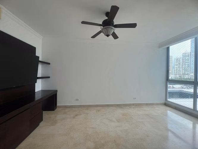 Vendo apartamento de 265 mts en Marbella - Imagen 4
