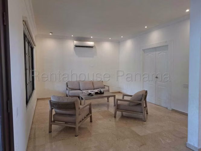 Casa En Alquiler En Costa Del Este YM - Imagen 13