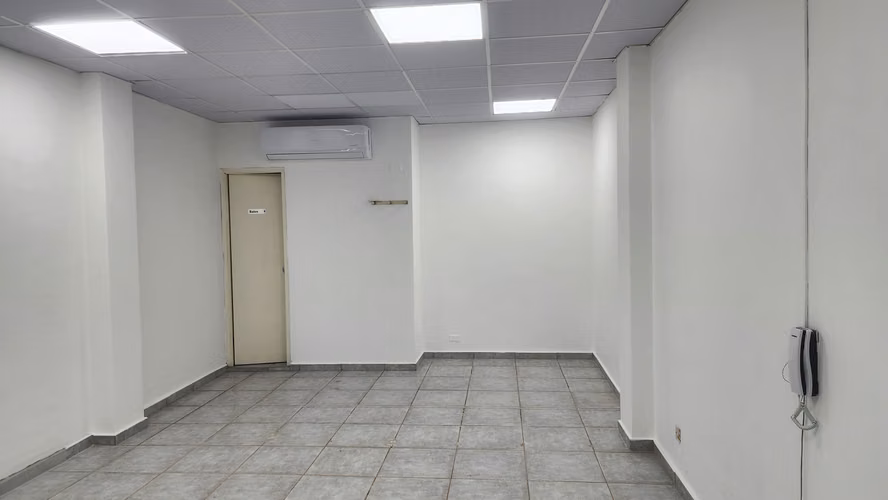 OFICINAS EN ALQUILER EN CALLE 50 – DESDE $530/MES -LA MEJOR UBICACION - Imagen 4