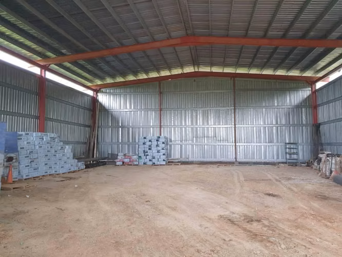 Remato galera de 800m2 de construccion chorrera - Imagen 2