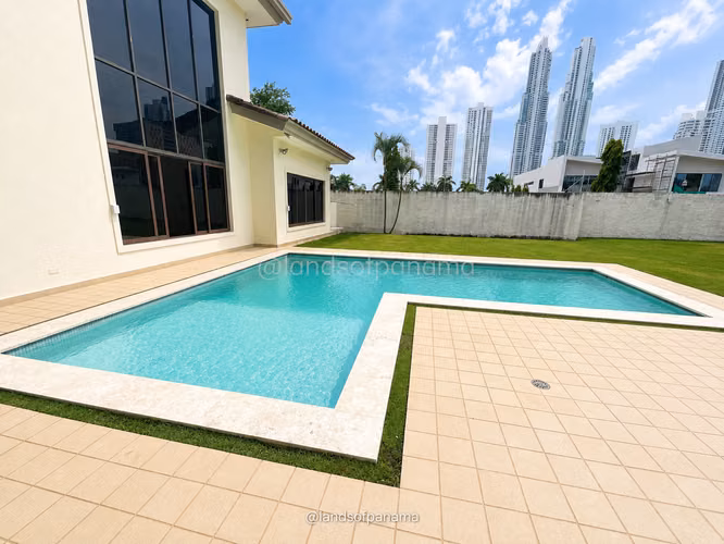 CASA EN VENTA EN COSTA DEL ESTE | PISCINA PRIVADA | LOTE DE ESQUINA - Imagen 8