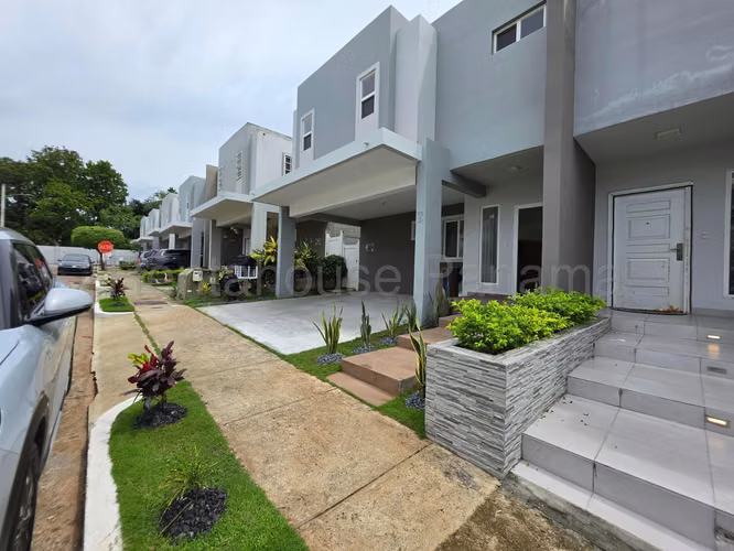 Se Vende Casa en Brisas Del Golf LA27-2018 - Imagen 19