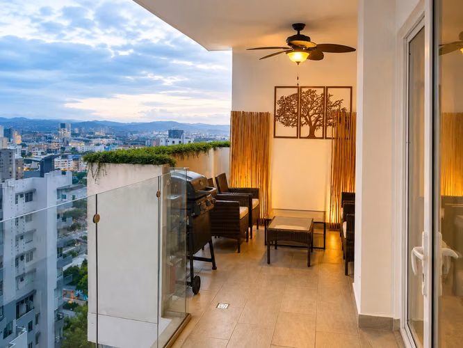 ALQUILER APARTAMENTO AMOBLADO AVENIDA BALBOA 2 REC GREENVIEW NT - Imagen 5
