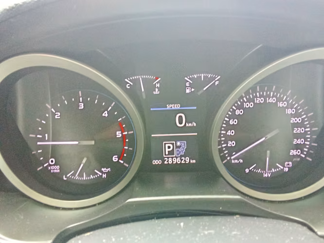 TOYOTA LAND CRUISER 200 VX 2014 - Imagen 16