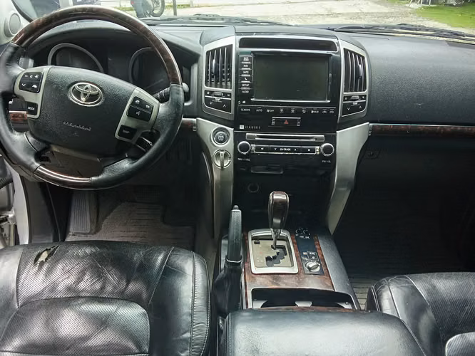 TOYOTA LAND CRUISER 200 VX 2014 - Imagen 11
