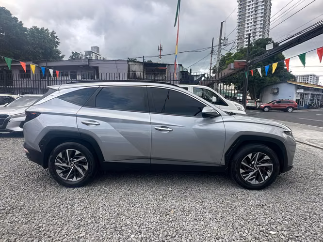 HYUNDAI TUCSON 2022 SOLO 37 MIL KILOMTROS - Imagen 8