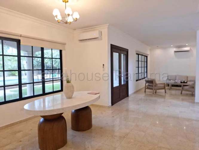 Alquiler de casa en Costa del Este AK - Imagen 4