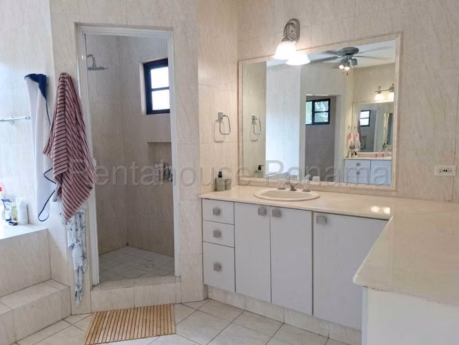 Alquiler de casa en Costa del Este AK - Imagen 11