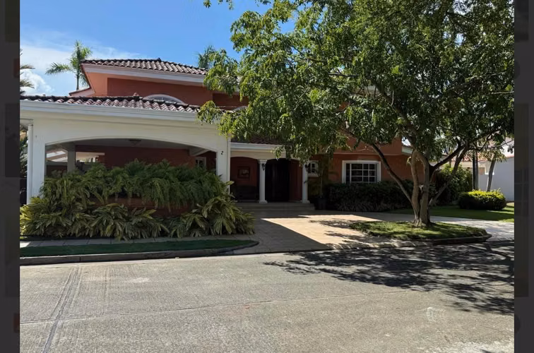 Sale of House in Residencial Costa Serena, Costa del Este