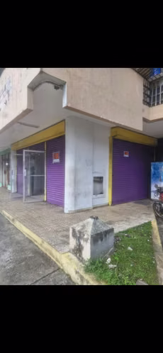 ALQUILO LOCAL COMERCIAL EN VISTA HERMOSA
