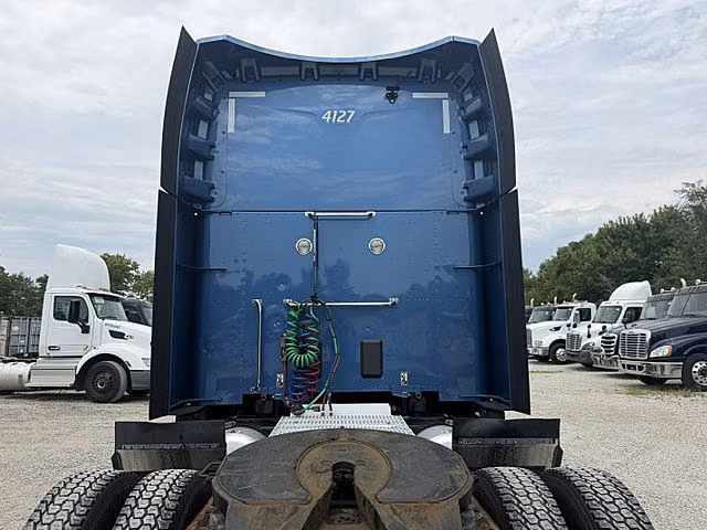 2022 Peterbilt 579 - Imagen 3