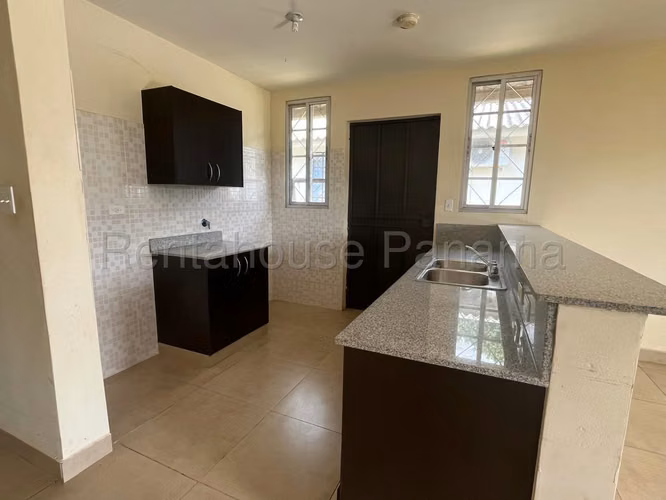 VENTA DE CASA EN ARRAIJAN DDB26-9143