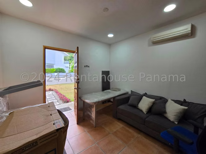Vendo Casa en Brisas Del Golf LC24-7794 - Imagen 19