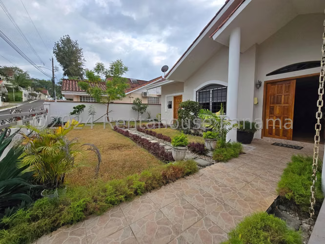 Vendo Casa en Brisas Del Golf LC24-7794 - Imagen 4