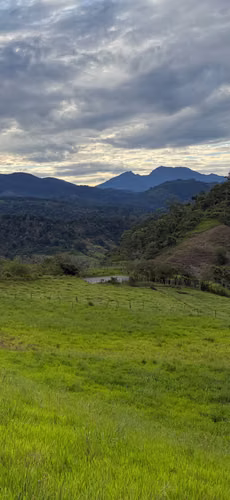GANGA!! SE VENDE 1 HECTAREA O LOTES A 30 MINUTOS DE VOLCÁN
