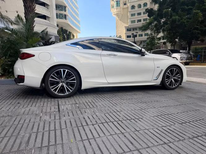 infiniti Q60