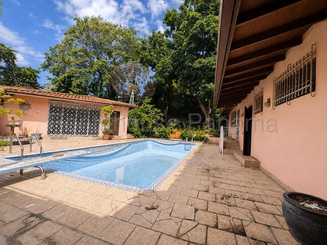 VENTA DE CASA EN VEREDA SUSANA ALTOS DEL GOLF HQ