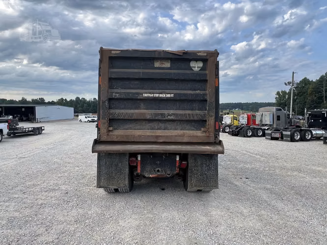2018 MACK GRANITE GU713