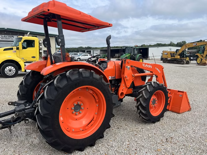 2022 KUBOTA M7060D
