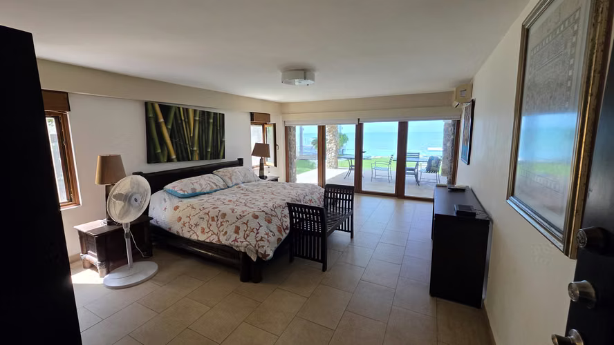 Preciosa Casa en Coronado, frente al mar - Imagen 18