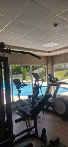 Alquilo Apartamento en Brisas del Golf Norte - Imagen 3