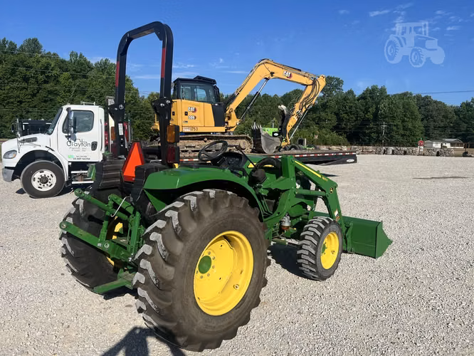 2021 JOHN DEERE 4044M