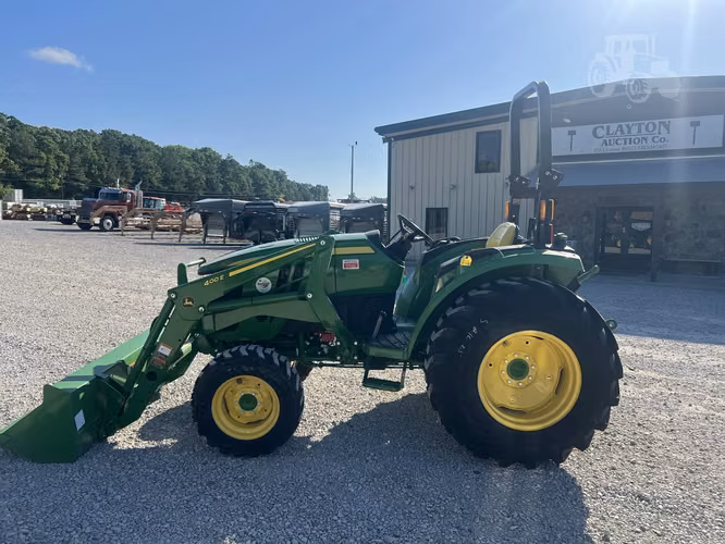 2021 JOHN DEERE 4044M