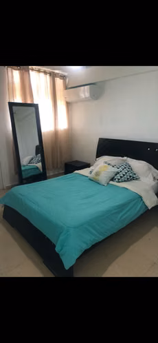 Se alquila apartamento en PH Los Alamos