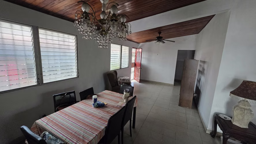 Casa en Urbanización Chanis