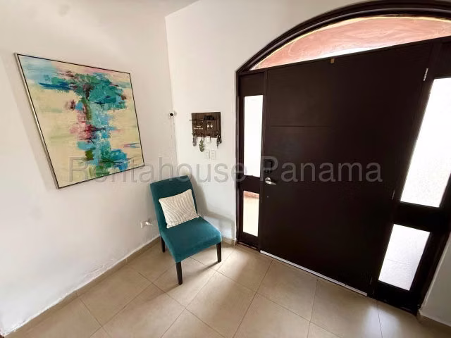 Casa en alquiler en El Doral Costa Sur 27LRL2045