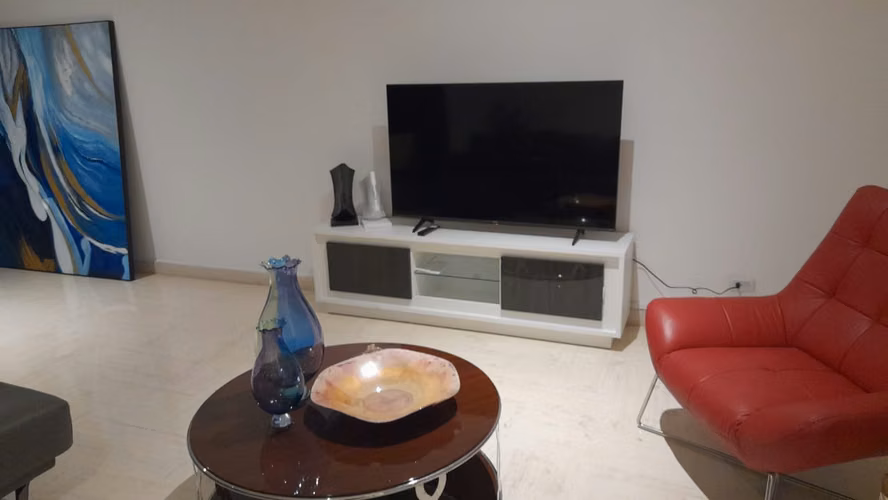 Alquiler Apartamento en Marbella vista al mar - Imagen 8