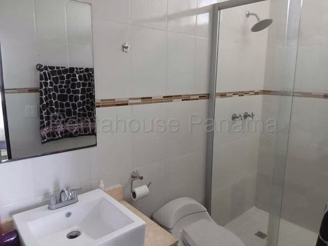 Apartamento en Venta en Costa del Este 27EPP628