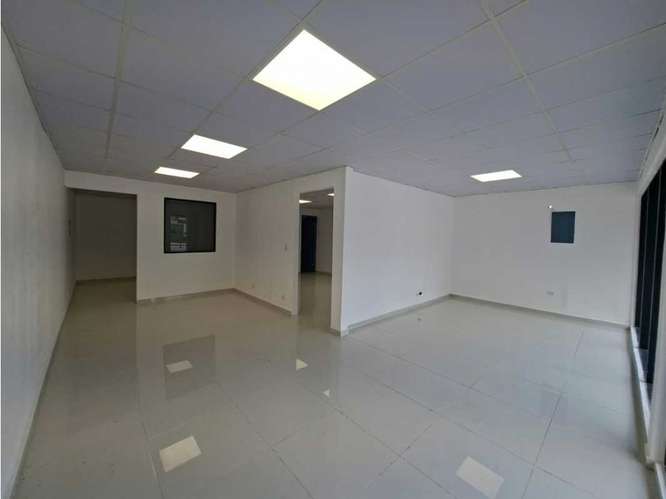 Alquiler de locales de 70 y 90 mts2 en el Paical - Imagen 9