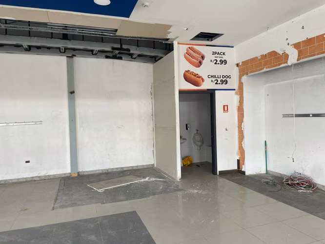 SE ALQUILA  LOCAL DE ESQUINA CENTRO DE CHORRERA  FULL  COMERCIAL