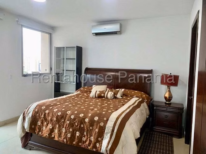 Alquiler de Apartamento Amoblado en Punta Pacifica Ph Oceanaire EC